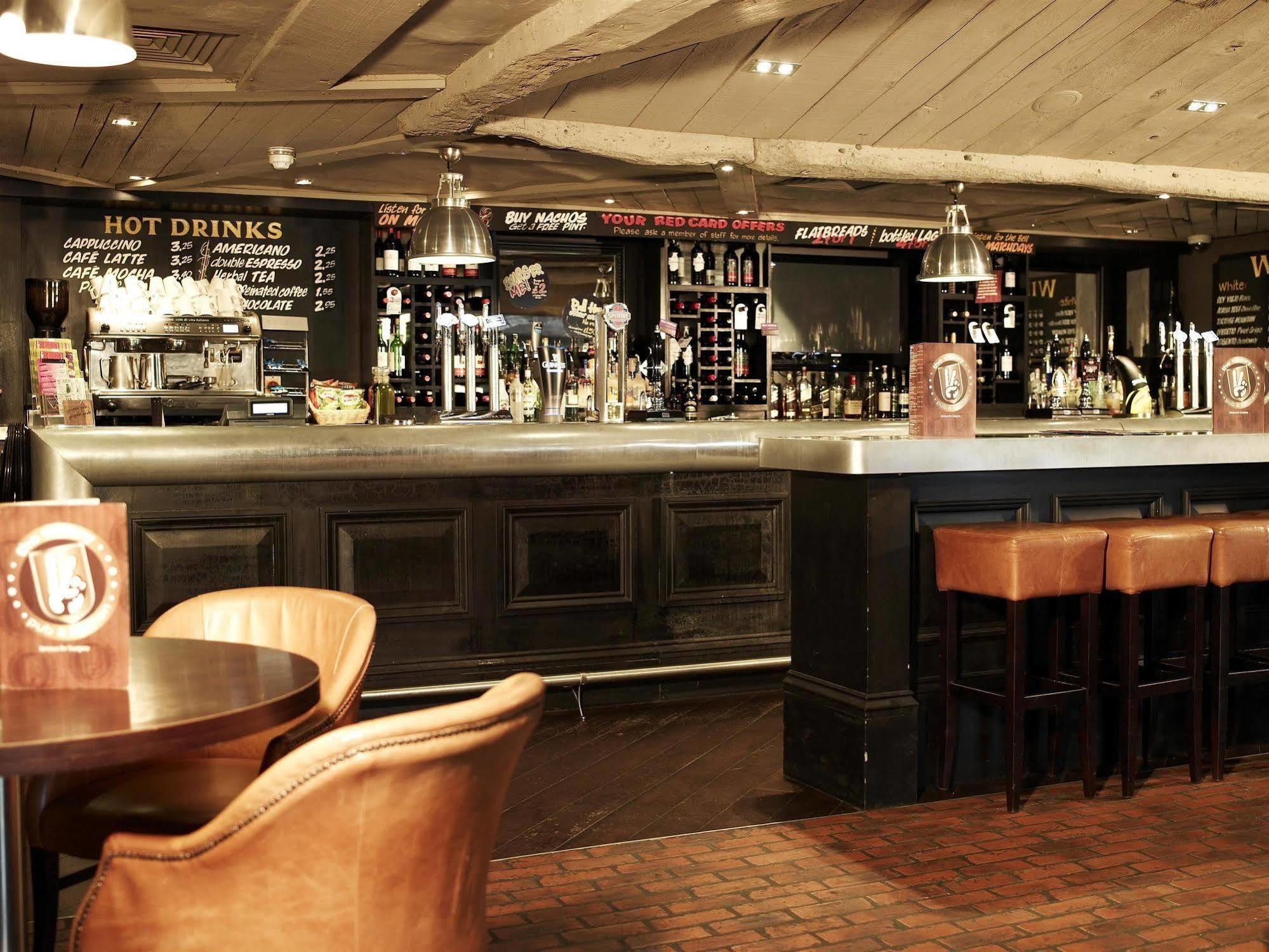 Village Hotel Manchester Ashton Exterior foto